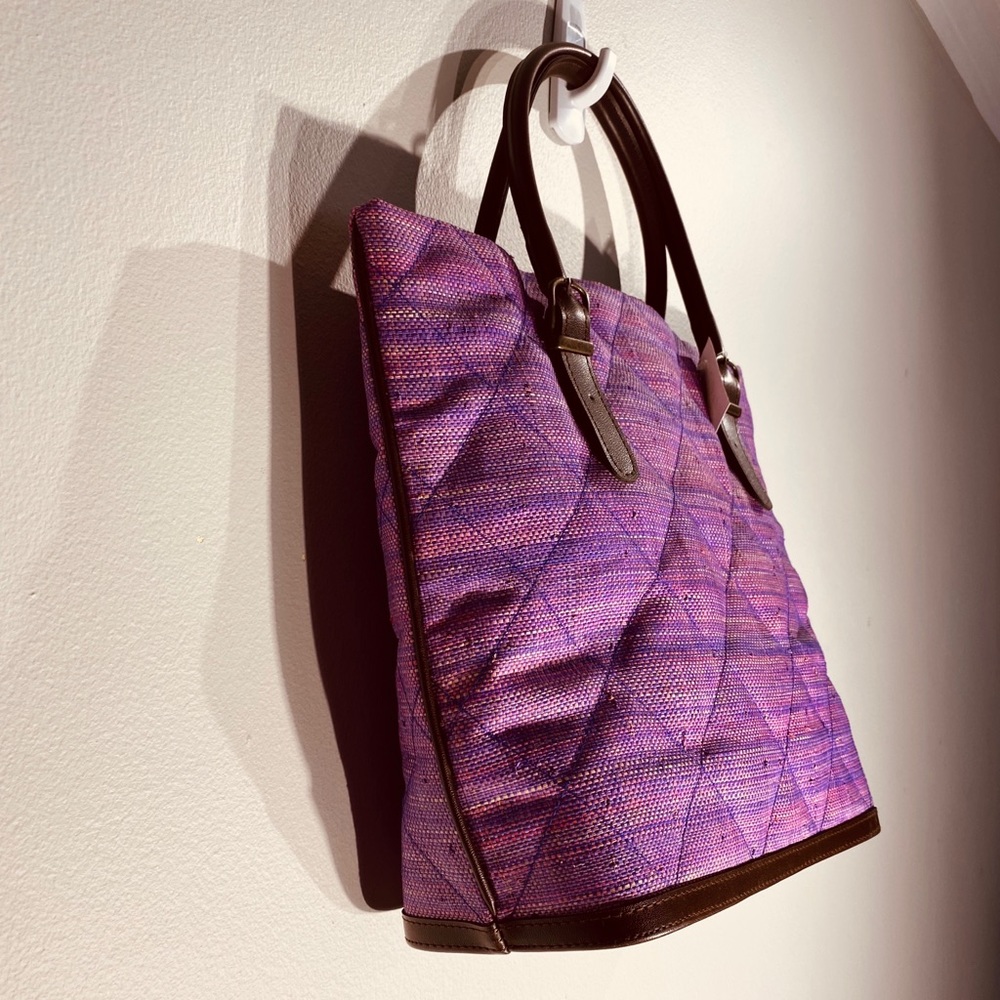 Summer Tote Handbag**$325 - Picture 5 of 8